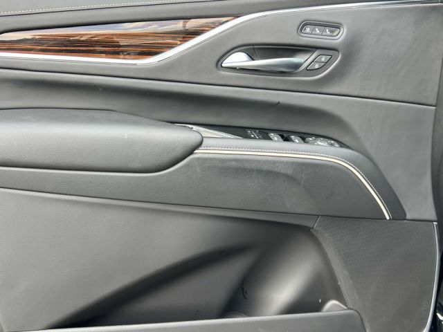 2023 Cadillac Escalade 4WD 4dr Premium Luxury