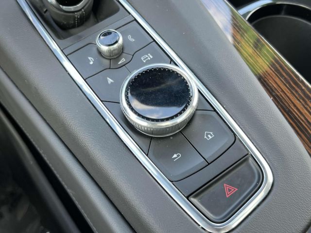 2023 Cadillac Escalade 4WD 4dr Premium Luxury