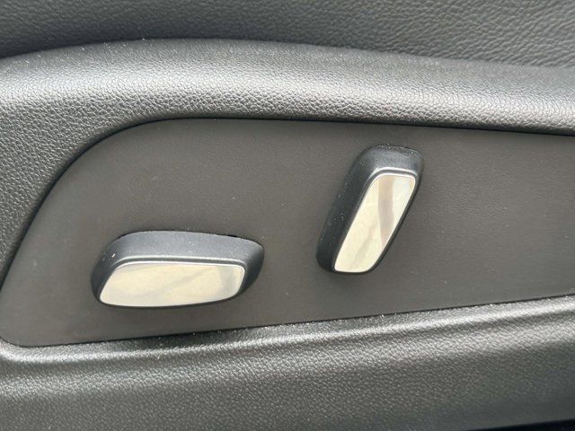 2023 Cadillac XT5 AWD Luxury