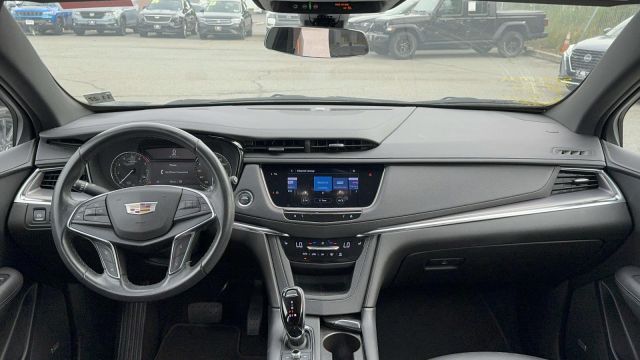 2023 Cadillac XT5 AWD 4dr Luxury