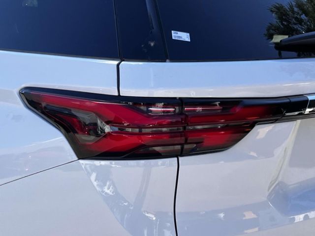 2023 Chevrolet Traverse AWD 4dr LT Cloth w/1LT