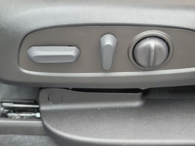 2023 Chevrolet Traverse AWD 4dr LT Cloth w/1LT 2023 Chevrolet Traverse AWD 4dr LT Cloth w/1LT