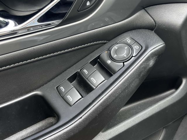 2023 Chevrolet Traverse AWD 4dr LT Cloth w/1LT