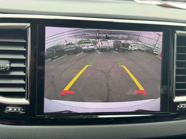 2023 Chrysler Pacifica Touring L FWD