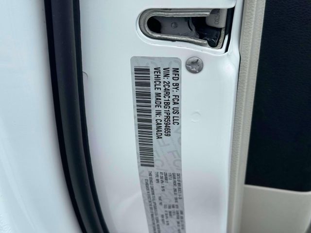 2023 Chrysler Pacifica Touring L FWD