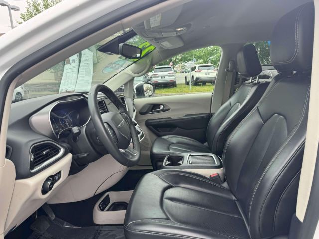 2023 Chrysler Pacifica Touring L FWD