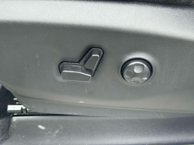 2023 Chrysler Pacifica Touring L FWD
