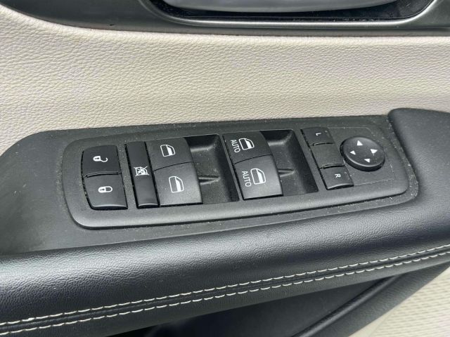 2023 Chrysler Pacifica Touring L FWD