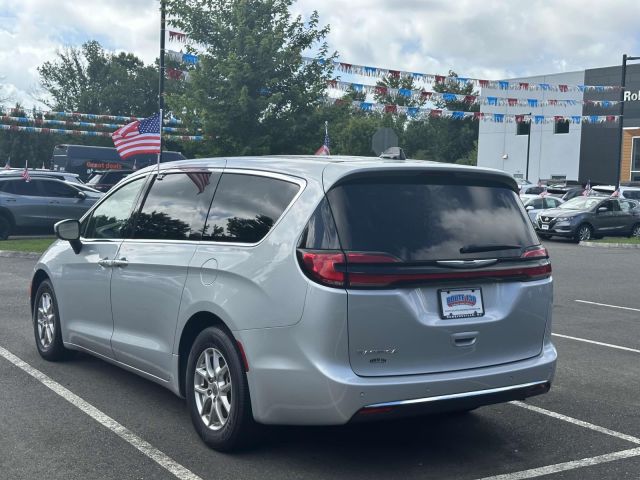 2023 Chrysler Pacifica Touring L FWD