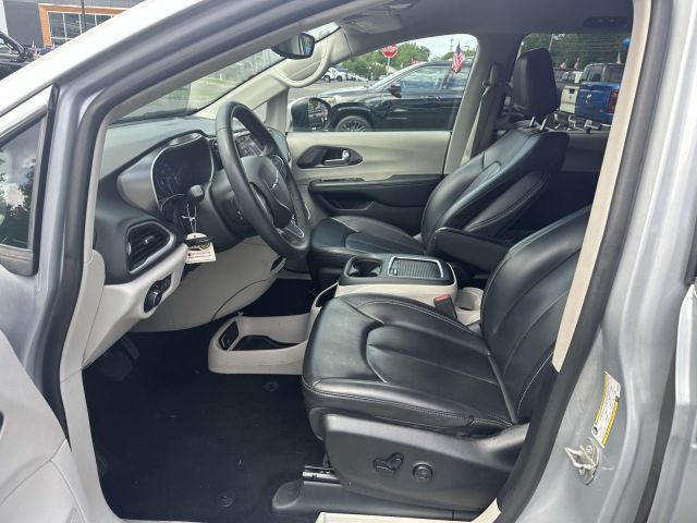 2023 Chrysler Pacifica Touring L FWD