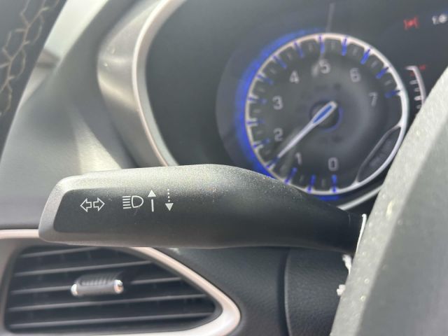 2023 Chrysler Pacifica Touring L FWD