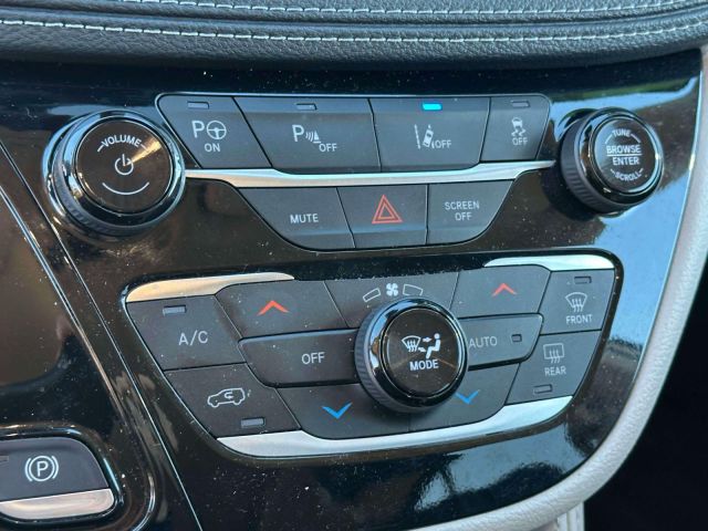 2023 Chrysler Pacifica Hybrid Limited FWD 2023 Chrysler Pacifica Hybrid Limited FWD