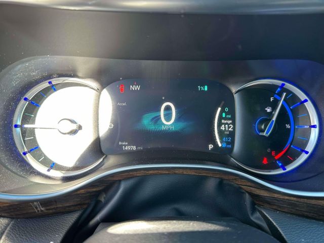 2023 Chrysler Pacifica Hybrid Limited FWD 2023 Chrysler Pacifica Hybrid Limited FWD