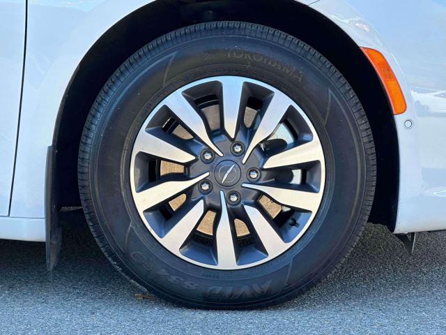 2023 Chrysler Pacifica Hybrid Limited FWD 2023 Chrysler Pacifica Hybrid Limited FWD