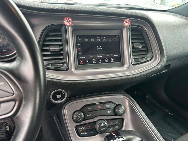 2023 Dodge Challenger SXT 2023 Dodge Challenger SXT