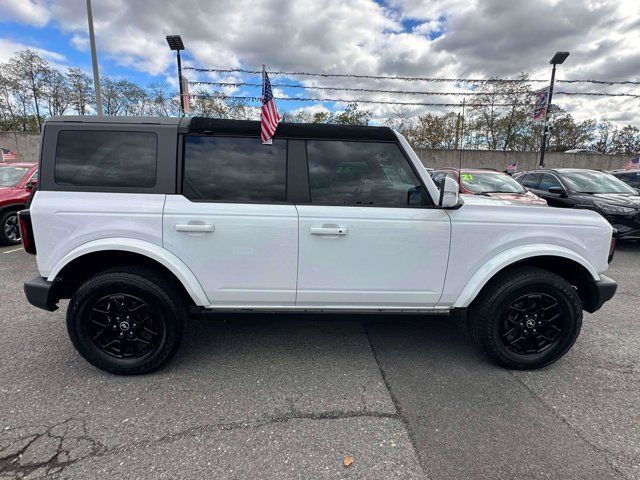 2023 Ford Bronco Base  4x4