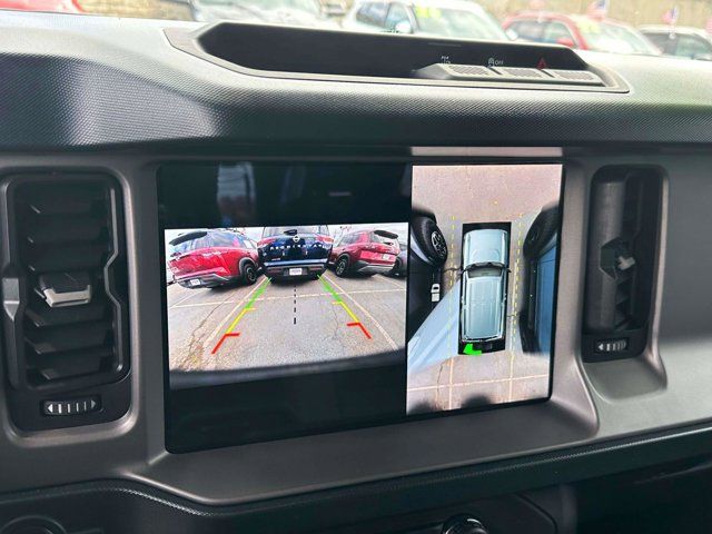 2023 Ford Bronco Base  4x4