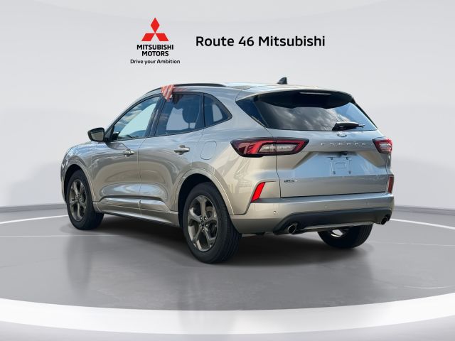 2023 Ford Escape ST-Line FWD