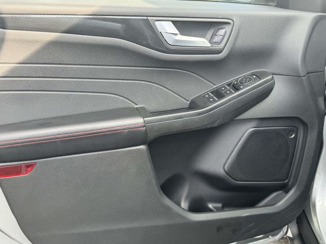 2023 Ford Escape ST-Line FWD