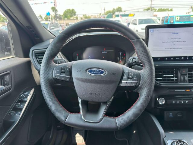 2023 Ford Escape ST-Line AWD