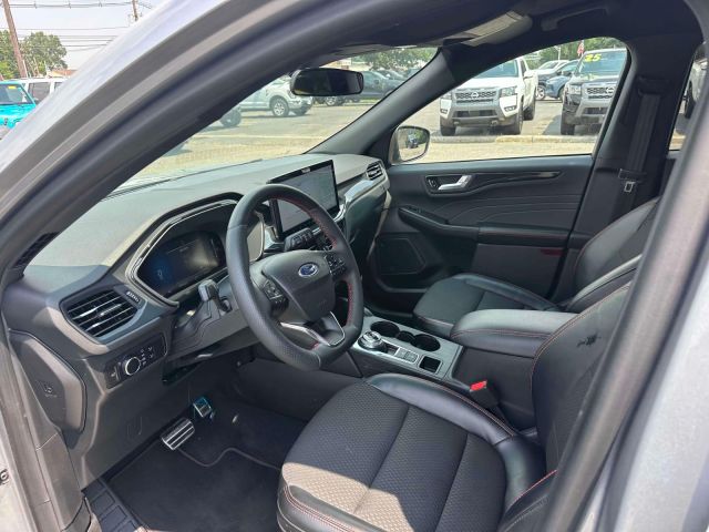 2023 Ford Escape ST-Line AWD