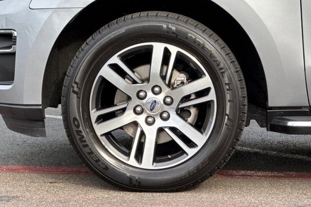 2023 Ford Expedition Max Limited Pre-Owned 2023 Ford Expedition Max Limited Pre-Owned