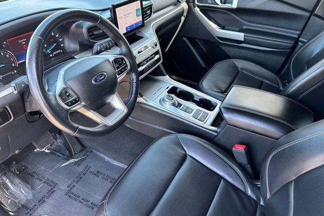 2023 Ford Explorer XLT Pre-Owned