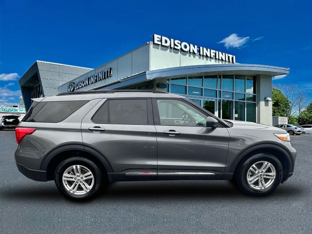2023 Ford Explorer XLT 4WD