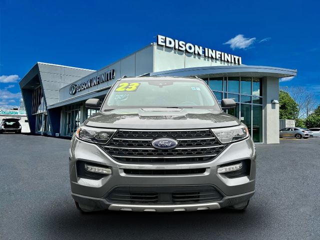 2023 Ford Explorer XLT 4WD