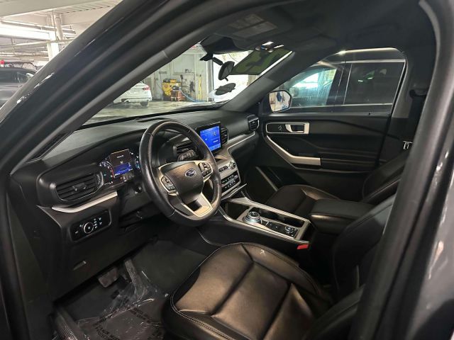 2023 Ford Explorer XLT 4WD