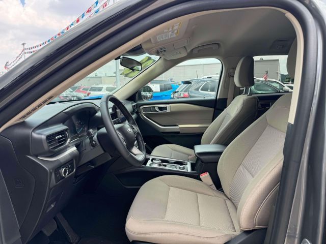 2023 Ford Explorer XLT 4WD