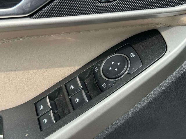 2023 Ford Explorer XLT 4WD