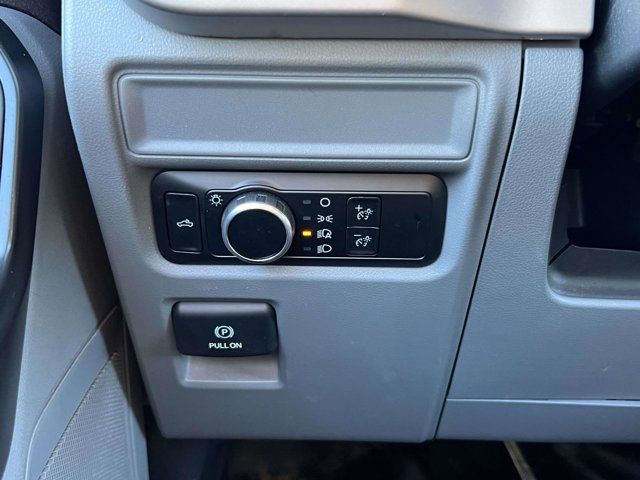 2023 Ford F-150 XL 4WD SuperCrew 6.5 Box