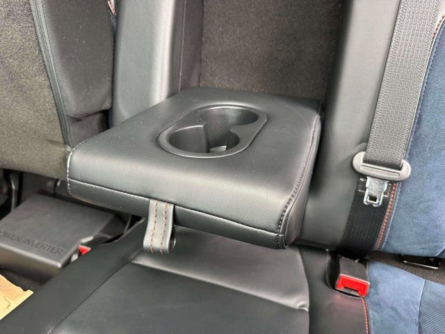 2023 Ford F-150 Raptor 2023 Ford F-150 Raptor