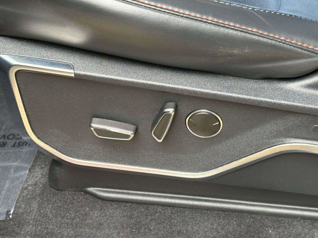 2023 Ford F-150 Raptor 2023 Ford F-150 Raptor