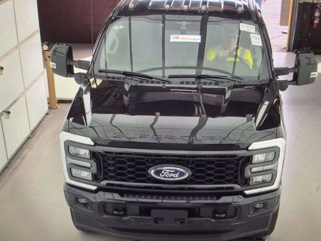 2023 Ford Super Duty F-250 SRW LARIAT