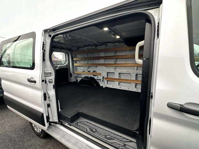 2023 Ford Transit Cargo Van T-250 130 Low Rf 9070 GVWR RWD 2023 Ford Transit Cargo Van T-250 130 Low Rf 9070 GVWR RWD