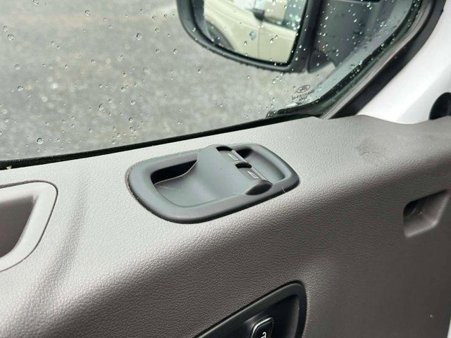 2023 Ford Transit Cargo Van T-250 130 Low Rf 9070 GVWR RWD 2023 Ford Transit Cargo Van T-250 130 Low Rf 9070 GVWR RWD