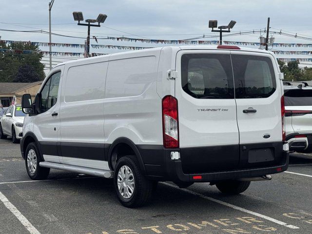 2023 Ford Transit Cargo Van T-250 130 Low Rf 9070 GVWR RWD 2023 Ford Transit Cargo Van T-250 130 Low Rf 9070 GVWR RWD