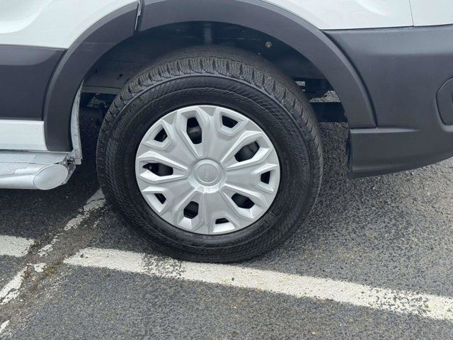 2023 Ford Transit Cargo Van T-250 130 Low Rf 9070 GVWR RWD 2023 Ford Transit Cargo Van T-250 130 Low Rf 9070 GVWR RWD
