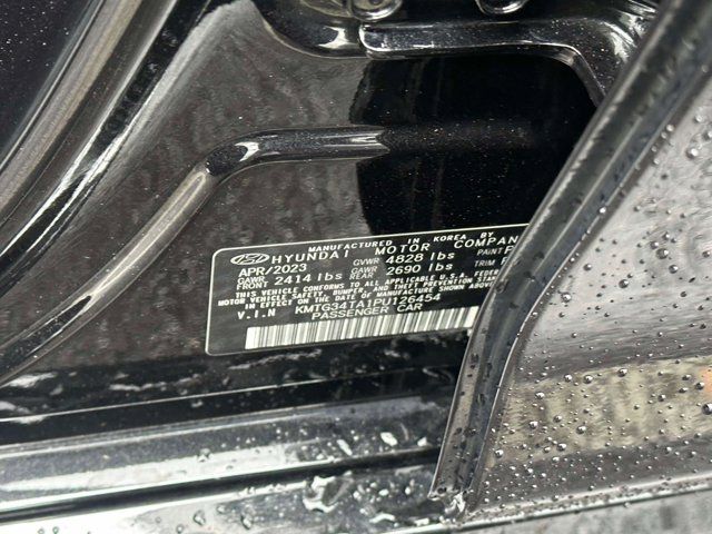 2023 Genesis G70 2.0T 2023 Genesis G70 2.0T