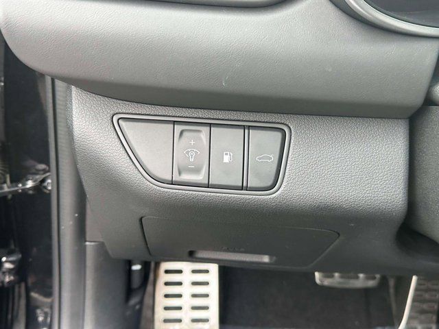 2023 Genesis G70 2.0T 2023 Genesis G70 2.0T