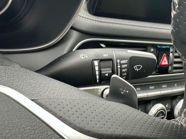 2023 Genesis G70 2.0T AWD