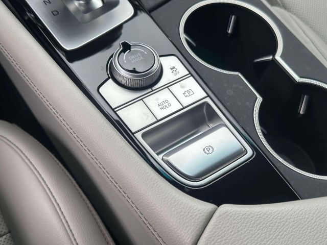 2023 Genesis G70 2.0T AWD