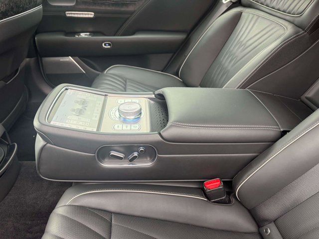 2023 Genesis G90 e-SC 2023 Genesis G90 e-SC