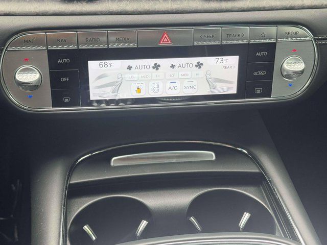 2023 Genesis G90 e-SC 2023 Genesis G90 e-SC