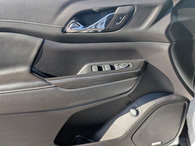 2023 GMC Acadia SLT 2023 GMC Acadia SLT