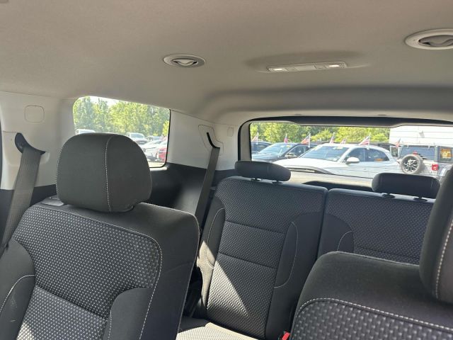 2023 GMC Acadia AWD 4dr SLE