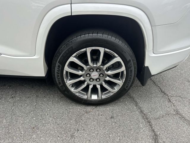 2023 GMC Acadia AWD 4dr Denali