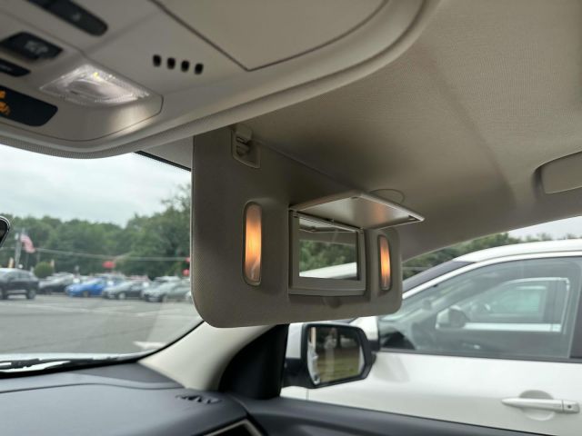2023 GMC Acadia AWD 4dr Denali